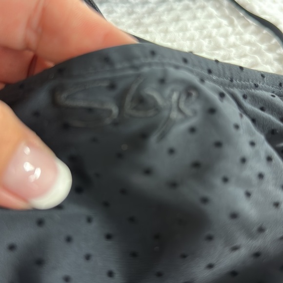 Two piece bikini the top, his body glove the bottom is Skye - Picture 2 of 7